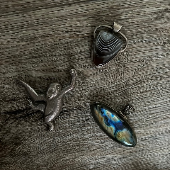 Sterling silver pendant bundle - Picture 1 of 4